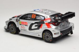 Toyota GR Yaris Rally1 #69 K. Rovanpera / J. Halttunen Rally Portugal 2025 IXO 1:18 18RMC250B Metal - imagen 5 de 6