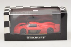 Toyota GT-One TS020 Street Rojo Minichamps 1:43 433991603 Metal - imagen 5 de 5