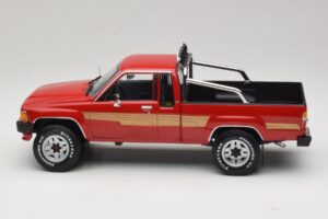 Toyota Hilux N50 Xtra Cab 4x4 Rojo KK-Scale 1:18 KKDC181562 Metal - imagen 3 de 6