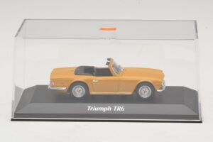Triumph TR6 Naranja Maxichamps 1:43 940132571 Metal - imagen 4 de 5