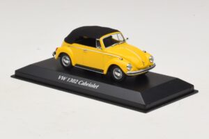 Volkswagen 1302 Descapotable Amarillo Maxichamps 1:43 940055030 Metal - imagen 3 de 5