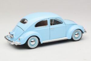 Volkswagen Escarabajo Azul Bburago 1:18 3381 Metal - imagen 3 de 8