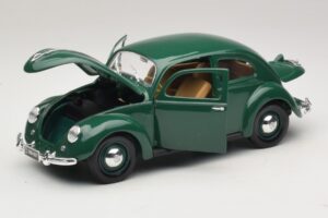 Volkswagen Escarabajo Verde Maisto 1:18 32820 Metal - imagen 2 de 8