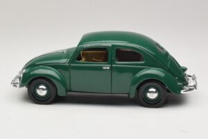 Volkswagen Escarabajo Verde Maisto 1:18 32820 Metal - imagen 4 de 8