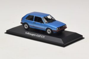 Volkswagen Golf GTI Mk2 Azul Metalizado Maxichamps 1:43 940054120 Metal - imagen 3 de 5