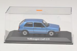 Volkswagen Golf GTI Mk2 Azul Metalizado Maxichamps 1:43 940054120 Metal - imagen 4 de 5