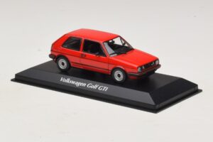 Volkswagen Golf GTI Mk2 Rojo Maxichamps 1:43 940054121 Metal - imagen 3 de 5