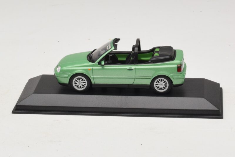 Volkswagen Golf Mk4 Descapotable Verde Metalizado Minichamps 1:43 430058335 Metal