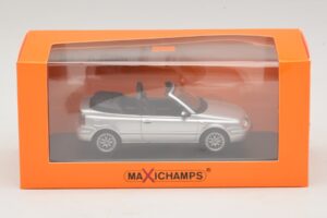 Volkswagen Golf Mk4 Descapotable Plata Maxichamps 1:43 940058331 Metal - imagen 5 de 5