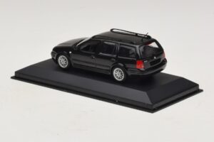 Volkswagen Golf Mk4 Variant Sport Highline BBS Edition Negro Minichamps 1:43 GOLF008 Metal - imagen 3 de 5