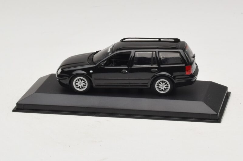 Volkswagen Golf Mk4 Variant Sport Highline BBS Edition Negro Caja De Reemplazo Minichamps 1:43 GOLF008-R1 Metal