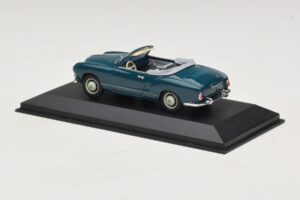 Volkswagen Karmann Ghia Descapotable Azul Oscuro Minichamps 1:43 GHIA001 Metal - imagen 3 de 5