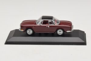Volkswagen Karmann Ghia Rojo Con Techo Negro Minichamps 1:43 GHIA002 Metal
