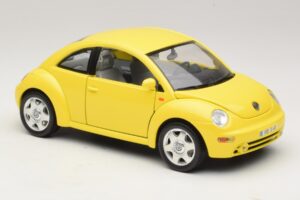 Volkswagen New Beetle A4 Amarillo Bburago 1:18 3302 Metal - imagen 6 de 8
