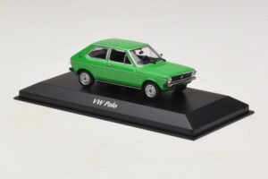 Volkswagen Polo Mk1 Verde Maxichamps 1:43 940050501 Metal - imagen 3 de 5