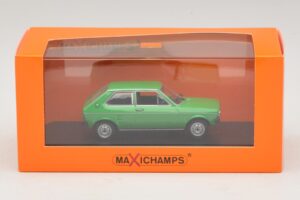 Volkswagen Polo Mk1 Verde Maxichamps 1:43 940050501 Metal - imagen 5 de 5