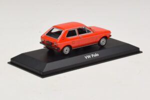 Volkswagen Polo Mk1 Rojo Maxichamps 1:43 940050500 Metal - imagen 2 de 5