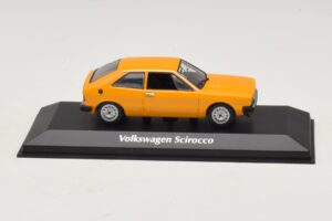 Volkswagen Scirocco Mk1 Amarillo Maxichamps 1:43 940050424 Metal