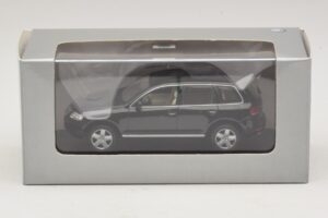 Volkswagen Touareg 7L Negro Minichamps 1:43 TOUAREG002 Metal - imagen 5 de 5