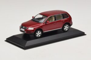 Volkswagen Touareg 7L Rojo Minichamps 1:43 TOUAREG003 Metal - imagen 2 de 5