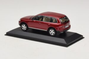 Volkswagen Touareg 7L Rojo Minichamps 1:43 TOUAREG003 Metal - imagen 3 de 5