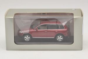 Volkswagen Touareg 7L Rojo Minichamps 1:43 TOUAREG003 Metal - imagen 5 de 5