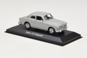 Volvo 121 Amazon Gris Maxichamps 1:43 940171000 Metal - imagen 3 de 5