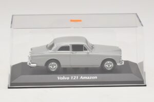 Volvo 121 Amazon Gris Maxichamps 1:43 940171000 Metal - imagen 4 de 5