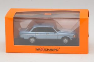 Volvo 240 GL Blue Metallic Maxichamps 1:43 940171400 Metal - imagen 5 de 5