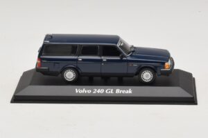 Volvo 240 GL Familiar Azul Oscuro Maxichamps 1:43 940171412 Metal