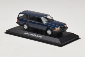 Volvo 240 GL Familiar Azul Oscuro Maxichamps 1:43 940171412 Metal - imagen 3 de 5
