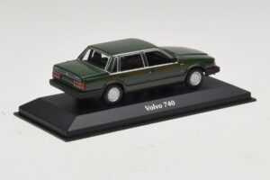 Volvo 740 Verde Oscuro Maxichamps 1:43 940171700 Metal - imagen 2 de 5